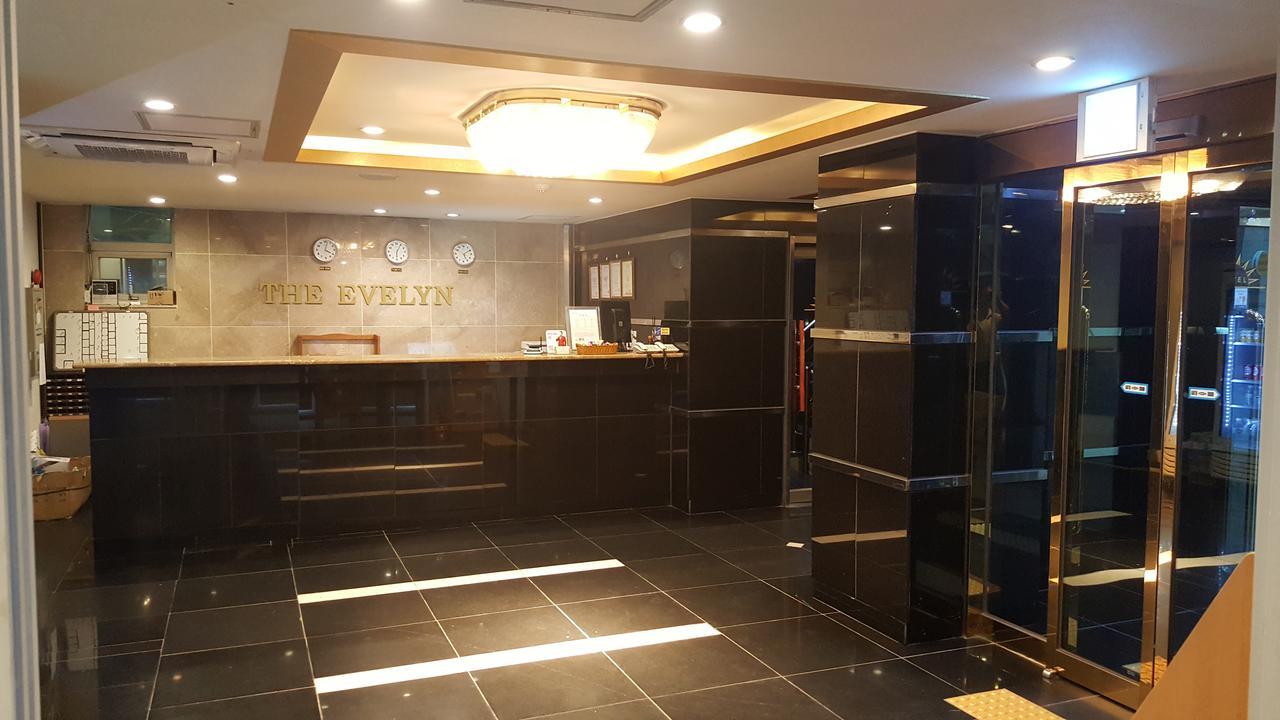 The Evelyn Hotel Seoul Bagian luar foto